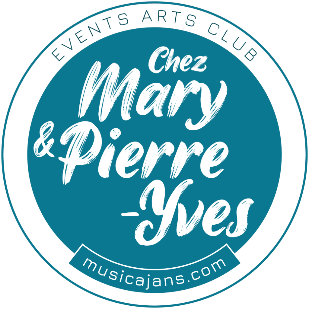 Logo bleu tout transparent Chez Mary et Pierre-Yves